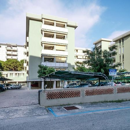 Residence G. Verdi Bibione Exterior foto